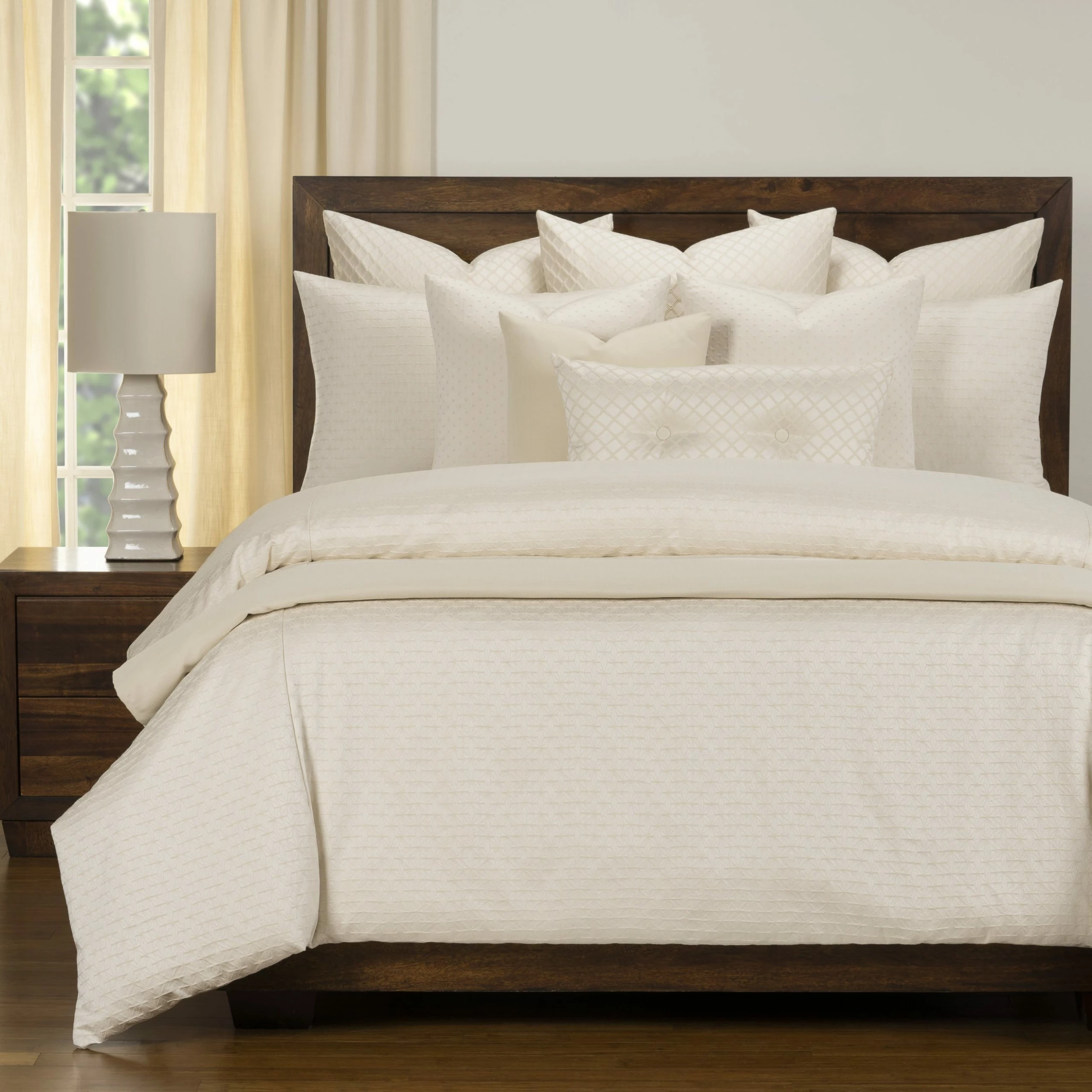 New π SIScovers Adam Luxury Jacquard Duvet Cover And Insert Set π - Image 6