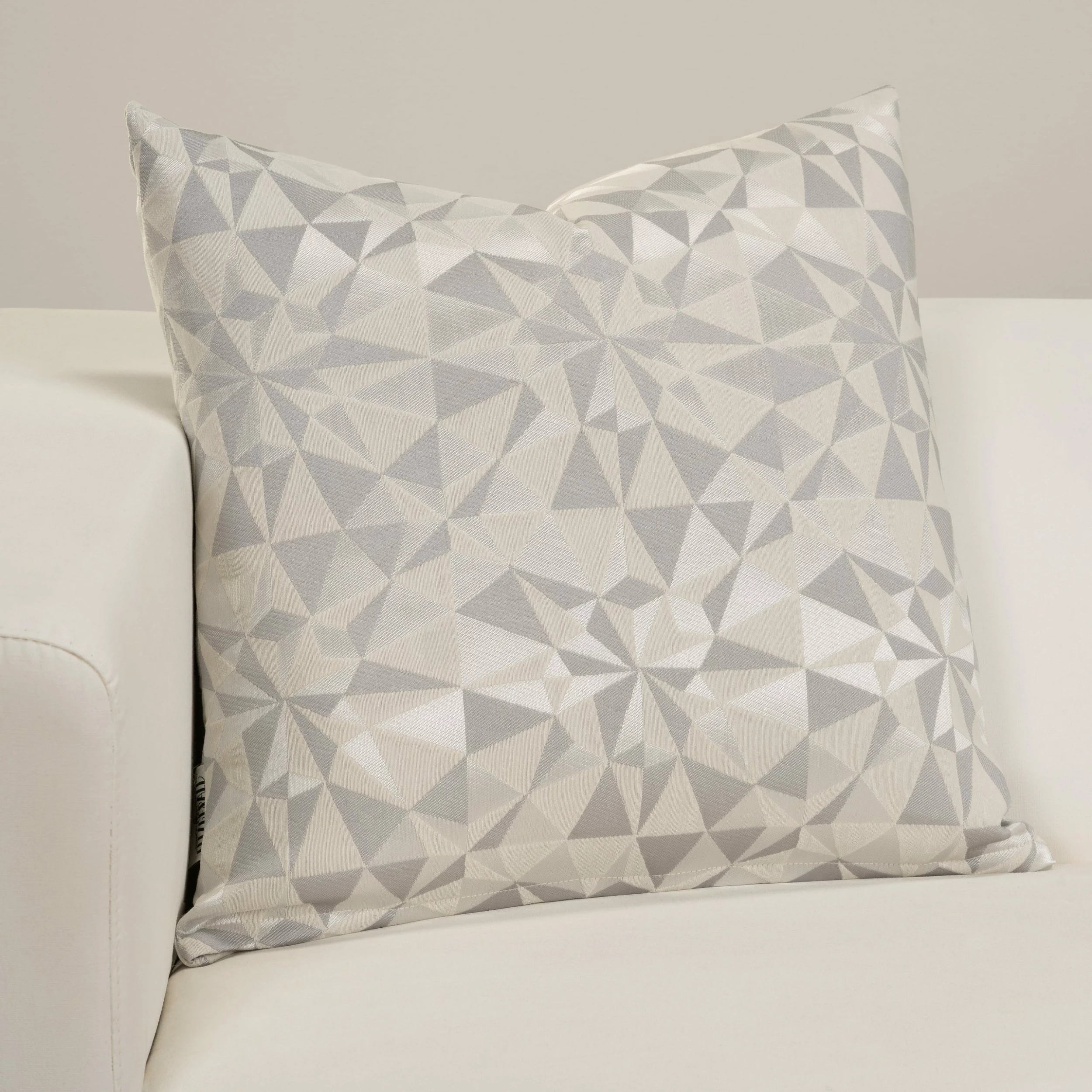 Top 10 π₯° SIScovers Diamond Point Designer Throw Pillow π§¨