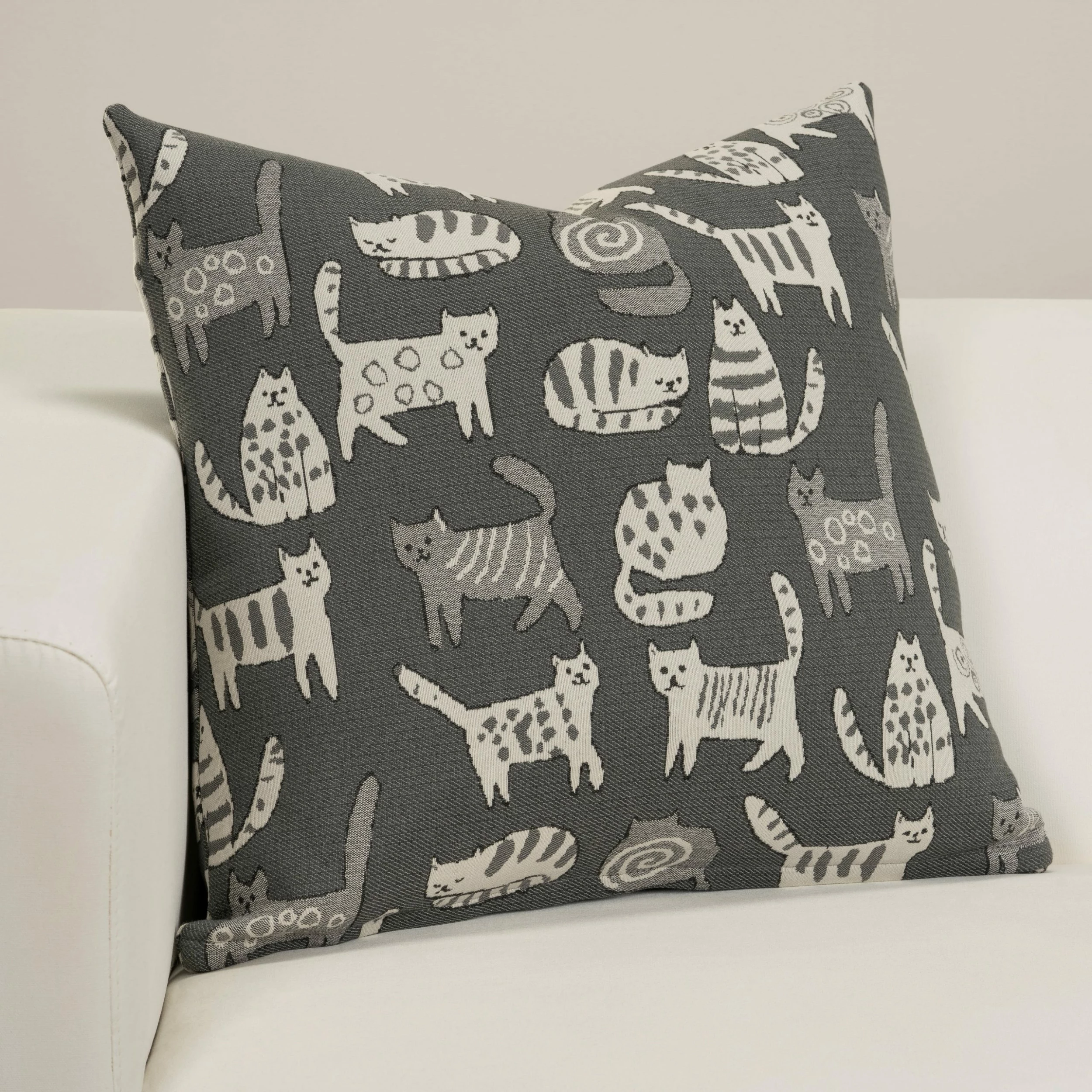 Best deal π€© SIScovers Meow Designer Throw Pillow π