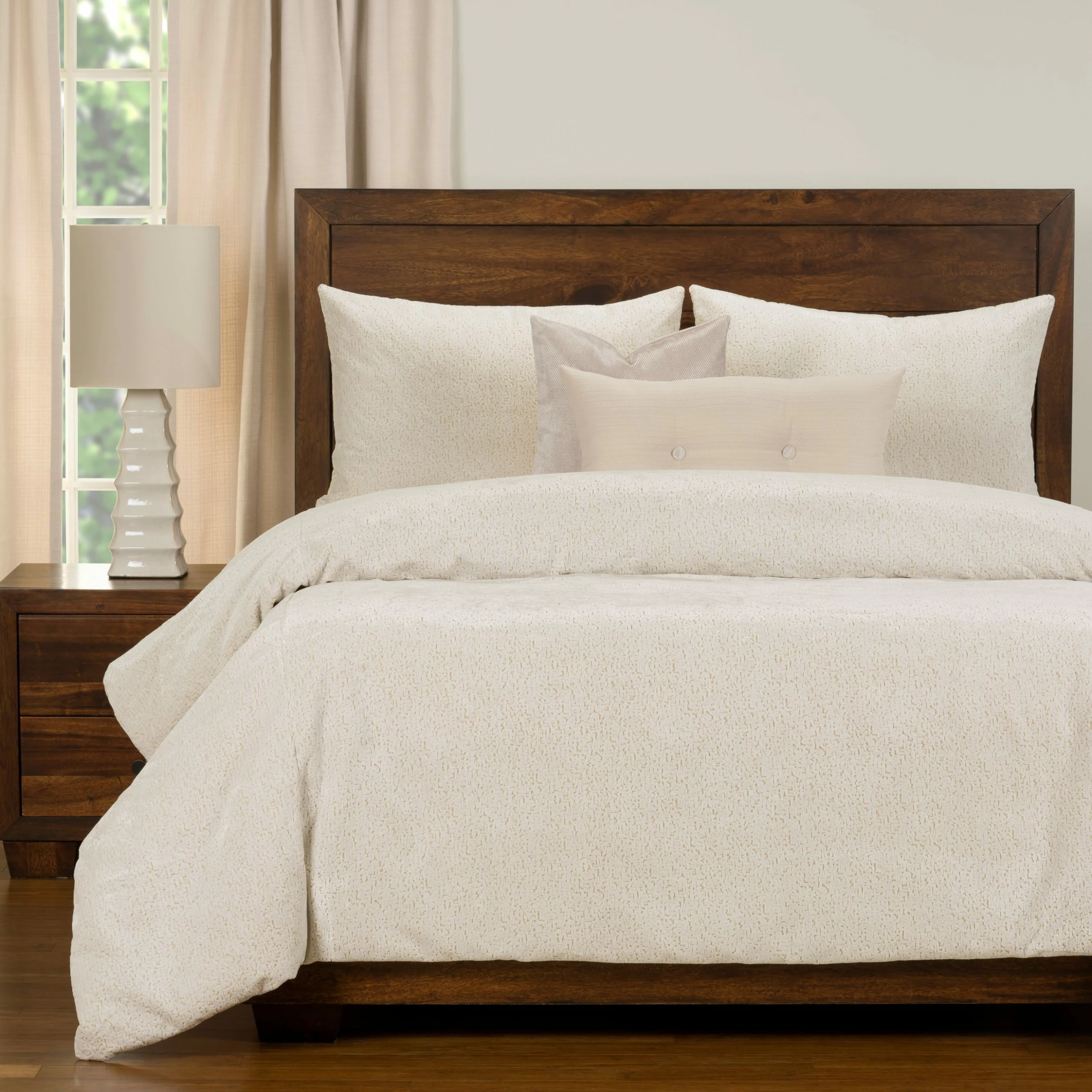 Outlet β SIScovers Othello Luxe Cut Velvet Duvet Cover And Insert Set π₯°